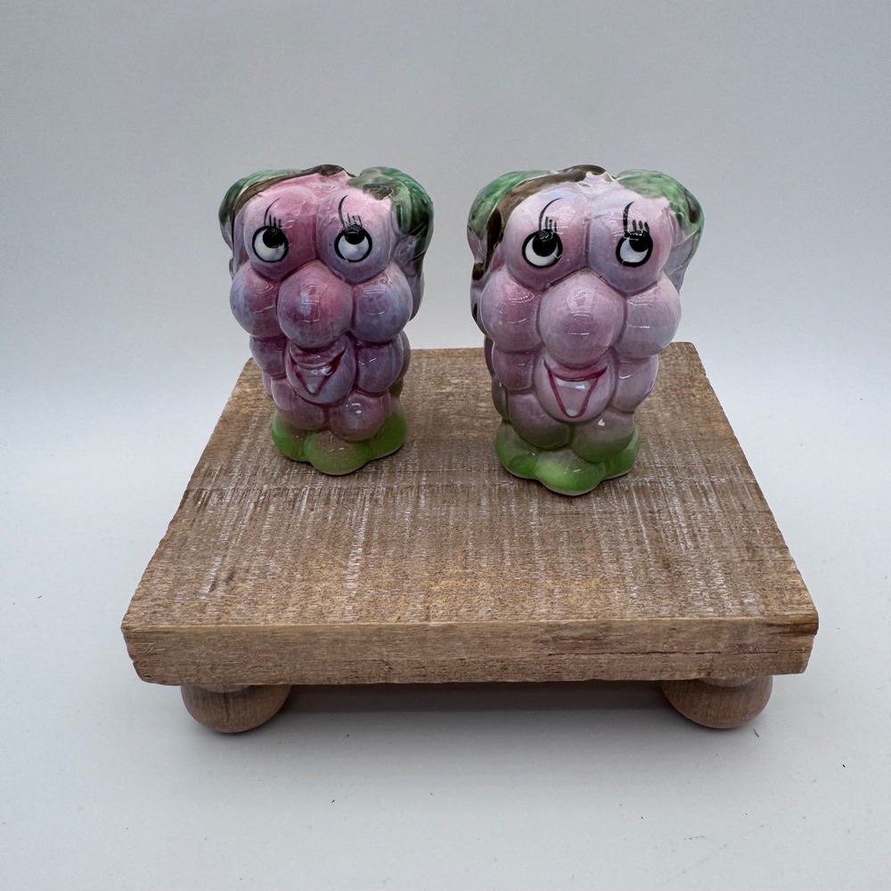 Vintage Anthropomorphic Grape Salt and Pepper Shakers Purple Ceramic Fruit Set